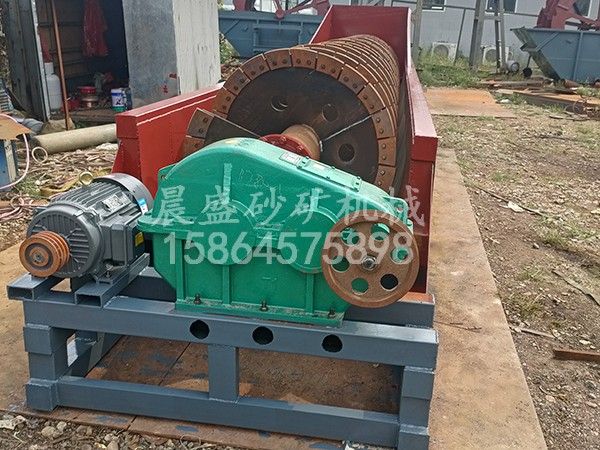 蛟龍洗沙機(jī)（螺旋洗沙機(jī)）.jpg